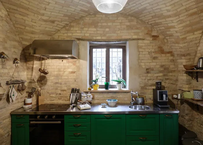 Edo Maison アパート *