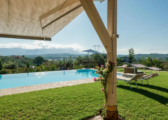 Edo Maison アパート *