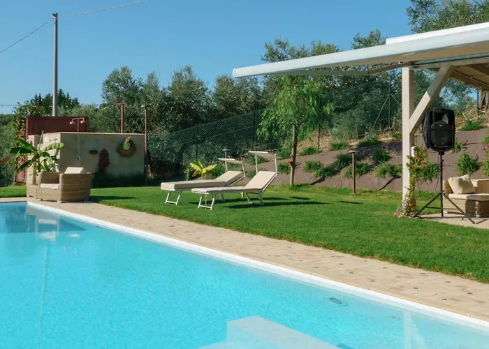 Edo Maison アパート *